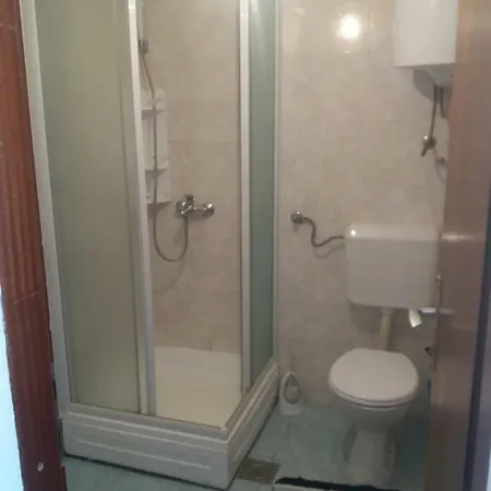 Soba Janja Pensión 3*